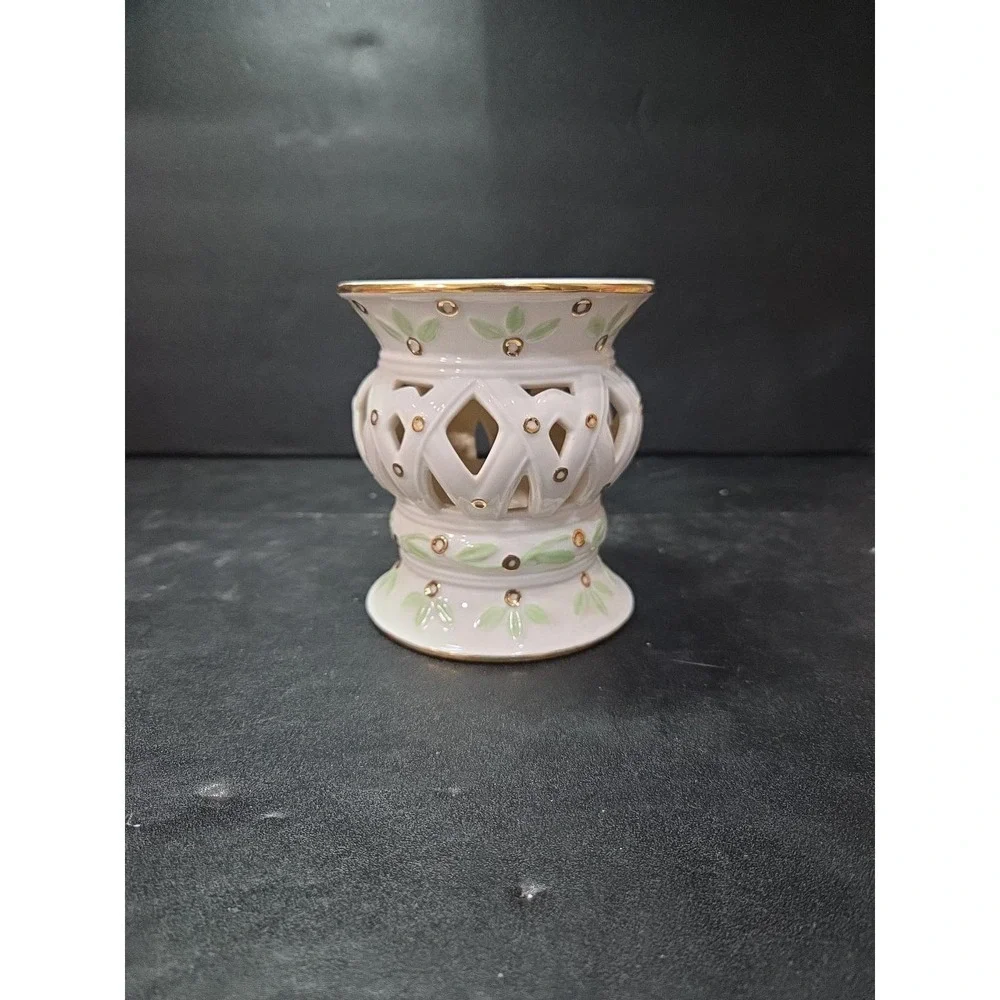 Avon Lattice Floral‎ Votive Candle Holder, Vintage Leaves Ceramic Bone China